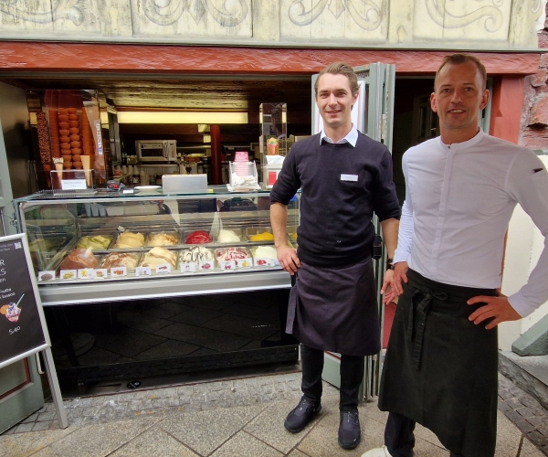 Rotes Haus Story Premium Story des Monats